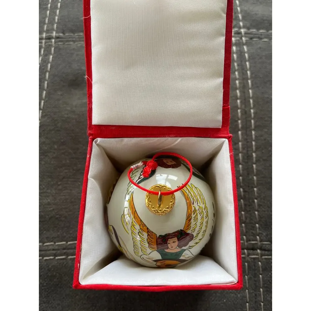 Gorgeous handblown and hand painted Christmas ornament- one of a kind - Picture 4 of 5